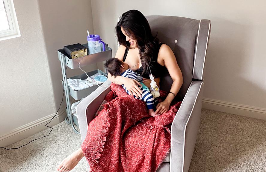 Pumping 101: How to Build a Massive Breast Milk Stash While on Maternity Leave